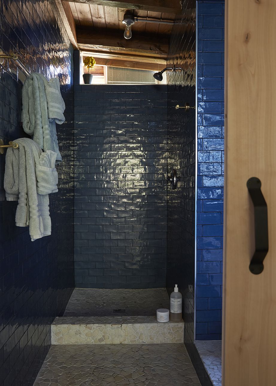Shower at ESCAPE spa